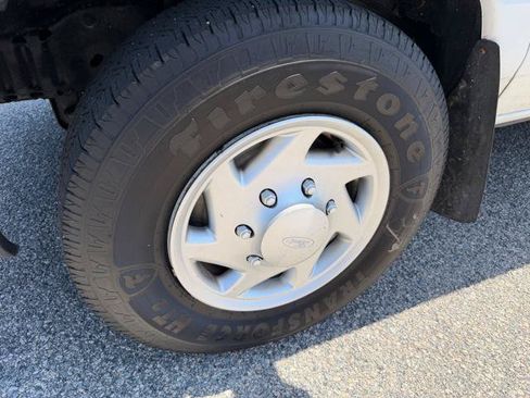 Used 2013 Ford E-250 and Econoline 250 w/ Commercial Cargo Van Pkg RWD image 39