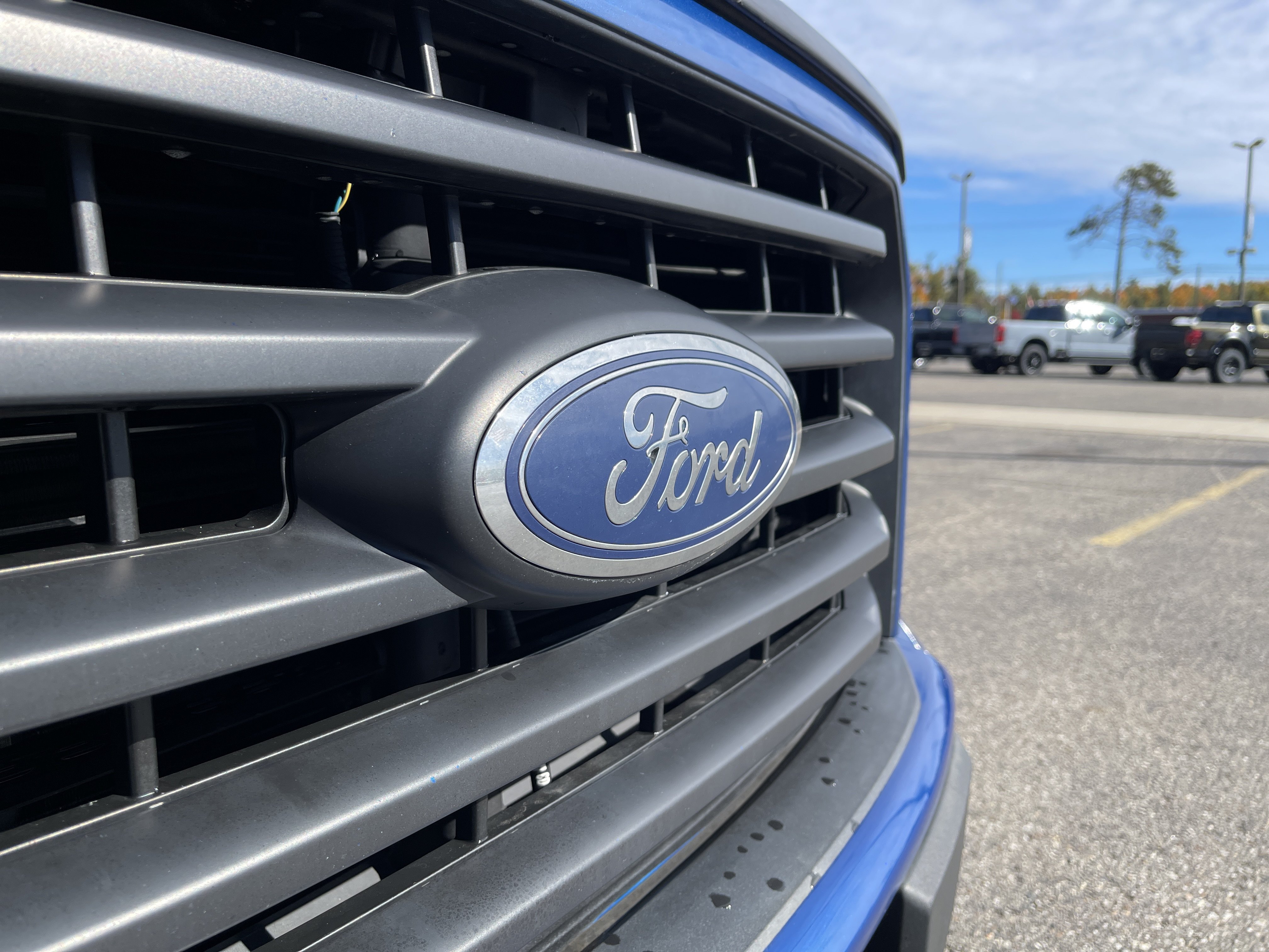 Used 2017 Ford F150 XLT w/ Equipment Group 301A Mid AWD/4WD image 24