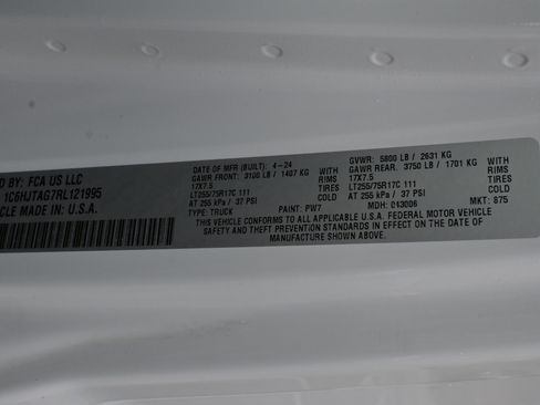 Used 2024 Jeep Gladiator Sport image 34