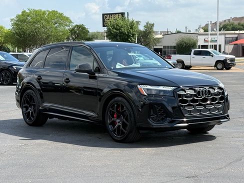 New 2026 Audi SQ7 Prestige image 4