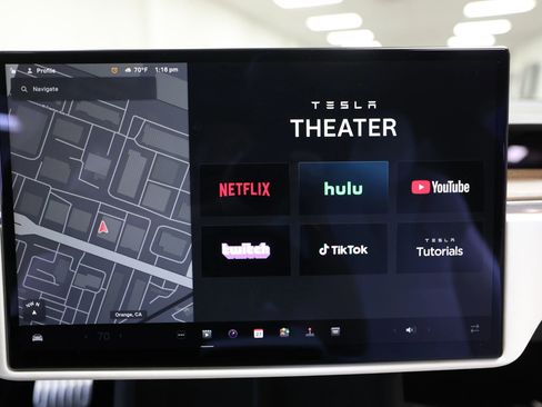 Used 2022 Tesla Model S Standard Range AWD/4WD image 71