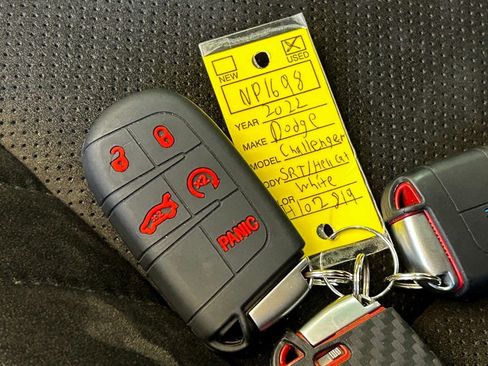Used 2022 Dodge Challenger SRT Hellcat Redeye image 37