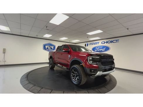 New 2025 Ford Ranger Lariat w/ FX4 Off-Road Package image 4