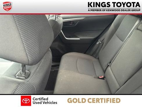 Used 2023 Toyota RAV4 LE FWD image 10