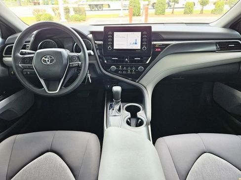 Used 2021 Toyota Camry LE FWD image 15