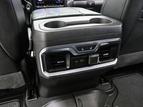 Used 2023 GMC Sierra 3500 Denali w/ Denali Ultimate Package AWD/4WD image 21
