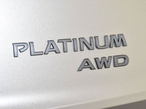 Certified 2026 Nissan Rogue Platinum w/ Platinum Premium Package AWD/4WD image 9