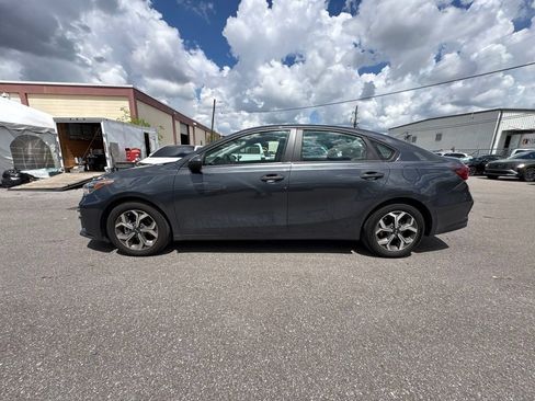 Used 2021 Kia Forte LXS FWD image 6