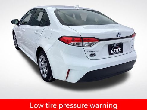 Used 2025 Toyota Corolla LE image 8