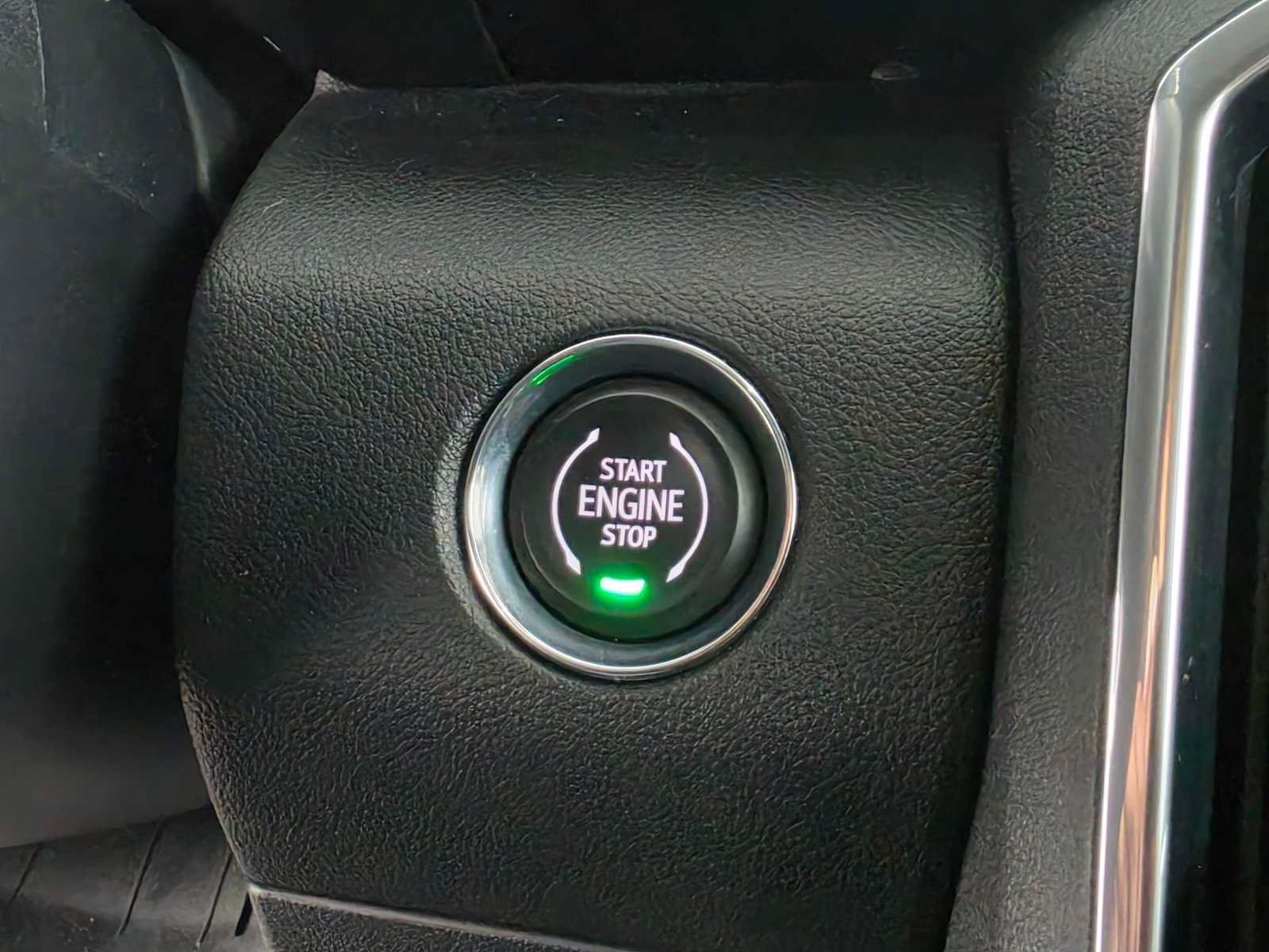 Used 2026 GMC Acadia Elevation w/ Super Cruise Package FWD image 32