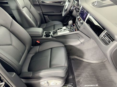 Used 2026 Porsche Macan S image 30
