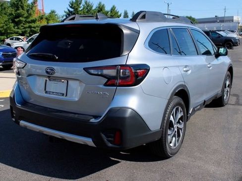 Used 2021 Subaru Outback Limited XT AWD/4WD image 3
