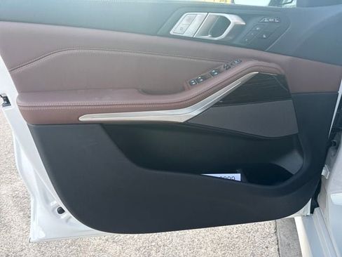 New 2026 BMW X7 xDrive40i w/ M Sport Package image 10