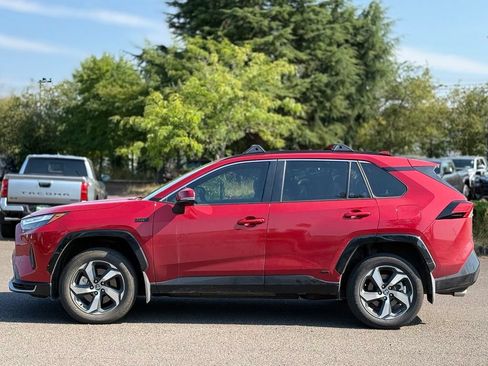 Used 2024 Toyota RAV4 SE w/ Weather & Moonroof Package AWD/4WD image 2