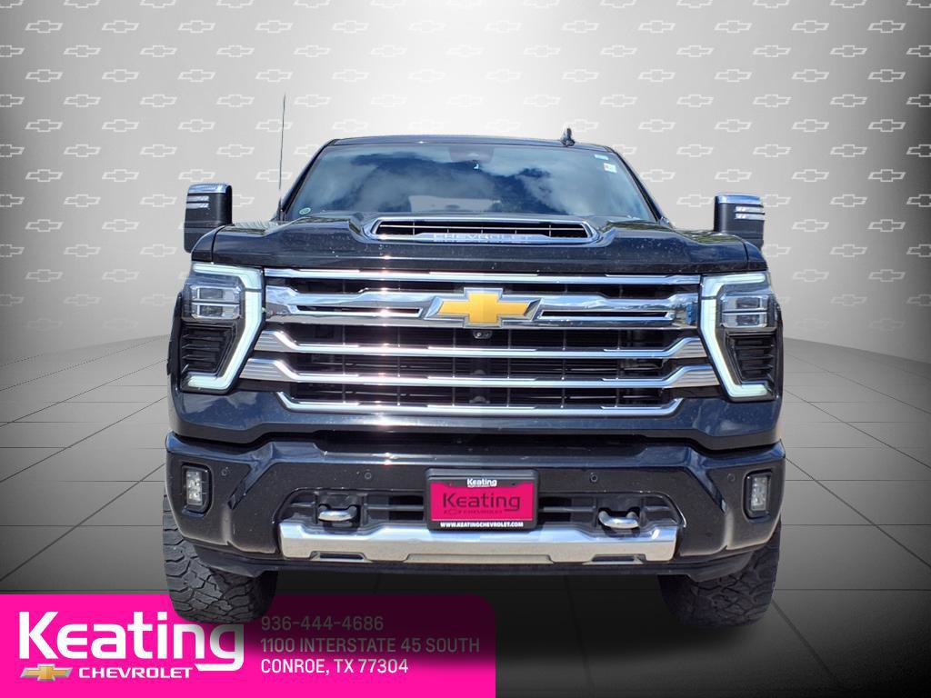 Used 2024 Chevrolet Silverado 2500 High Country w/ High Country Premium Package AWD/4WD image 4