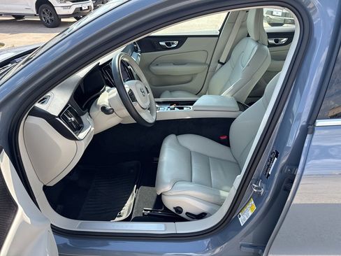 Used 2022 Volvo S60 B5 Inscription AWD/4WD image 19