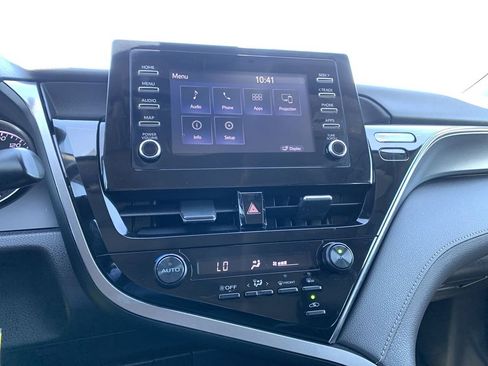 Used 2023 Toyota Camry SE FWD image 20