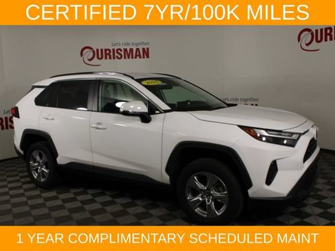 Used 2024 Toyota RAV4 XLE AWD/4WD image 9