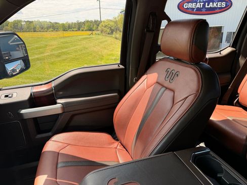 Used 2019 Ford F450 King Ranch w/ King Ranch Ultimate Package AWD/4WD image 44