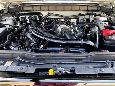 Used 2023 Ford Bronco Wildtrak AWD/4WD image 32