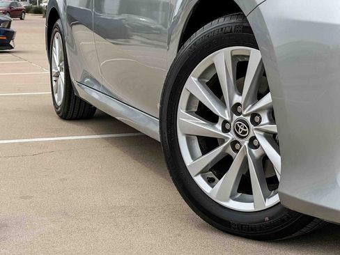 Used 2024 Toyota Camry LE image 9