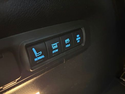 Used 2017 Ford Explorer Limited w/ Equipment Group 301A image 13