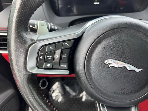 Used 2019 Jaguar F-PACE SVR AWD/4WD image 47