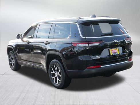 Used 2023 Jeep Grand Cherokee L Limited image 5