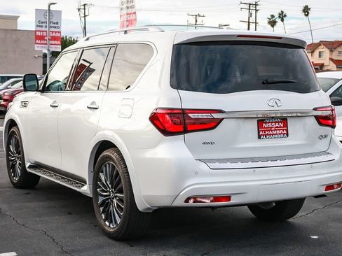 Used 2024 INFINITI QX80 Premium Select w/ All-Season Package image 9
