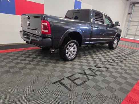 Used 2019 RAM 2500 Limited AWD/4WD image 17