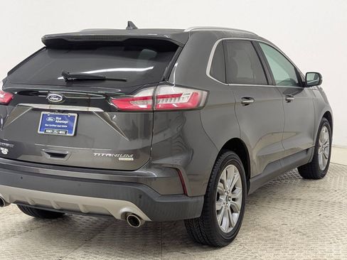 Certified 2019 Ford Edge Titanium image 9