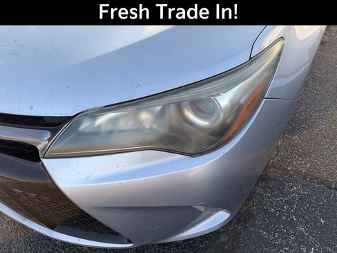 Used 2015 Toyota Camry XSE w/ Moonroof Package FWD image 4
