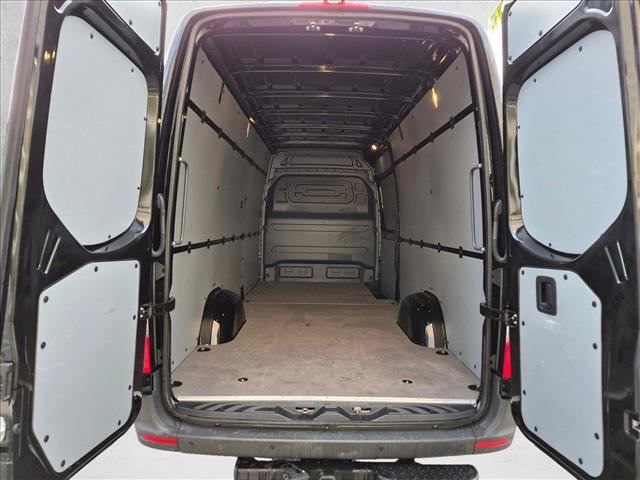 Used 2026 Mercedes-Benz Sprinter 2500 image 6