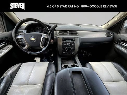 Used 2007 Chevrolet Suburban LT w/ LT Preferred Equipment Group AWD/4WD image 7
