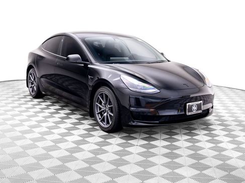 Used 2022 Tesla Model 3 Long Range AWD/4WD image 9