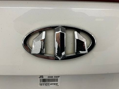 Used 2019 Kia Stinger GT2 AWD/4WD image 28