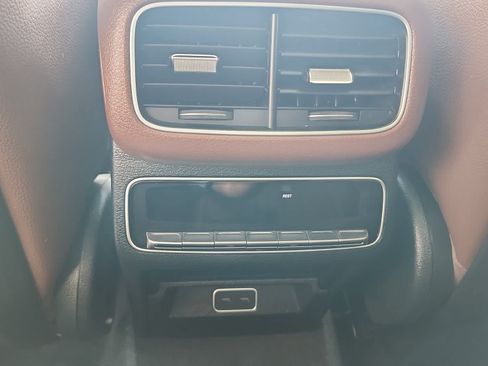Used 2024 Mercedes-Benz GLS 450 4MATIC image 28