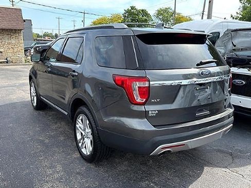 Used 2016 Ford Explorer XLT w/ Equipment Group 202A AWD/4WD image 3