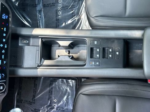 Used 2024 Hyundai Ioniq 6 SEL AWD/4WD image 15