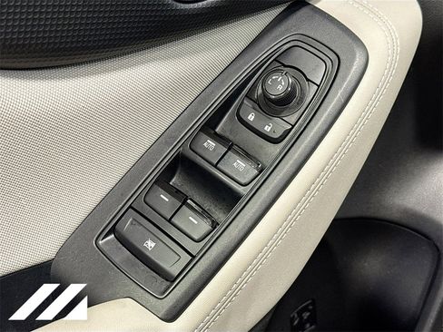 Used 2022 Subaru Forester Premium w/ Popular Package #1 image 18