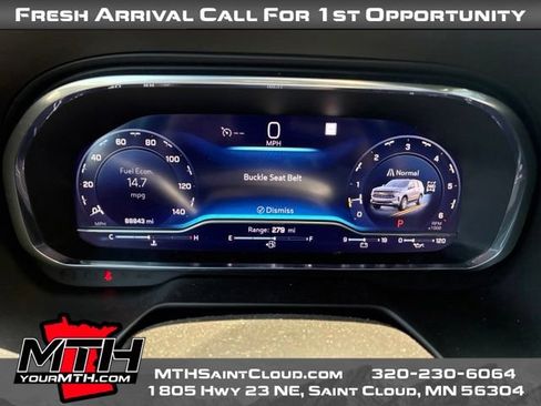 Used 2022 Chevrolet Suburban Z71 w/ Off-Road Capability Package AWD/4WD image 14