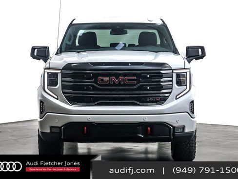 Used 2025 GMC Sierra 1500 AT4 image 3