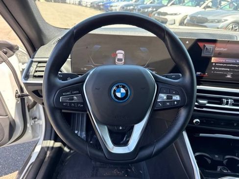 Used 2023 BMW i4 eDrive35 w/ Premium Package RWD image 24