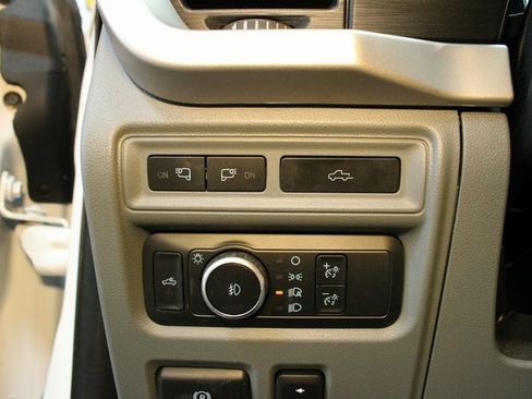 Used 2021 Ford F150 XLT w/ Equipment Group 302A High image 18