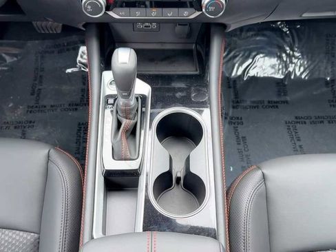 New 2025 Nissan Altima 2.5 SR image 11