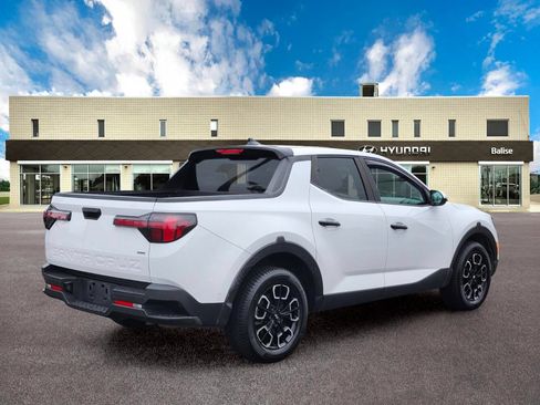 Used 2022 Hyundai Santa Cruz SE AWD/4WD image 3