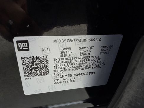 Used 2022 Chevrolet Bolt EUV LT w/ Convenience Package FWD image 28