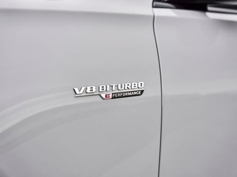 Used 2024 Mercedes-Benz S 63 AMG S w/ Rear Seat Package image 9