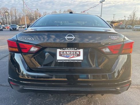 Used 2025 Nissan Altima 2.5 SV image 8