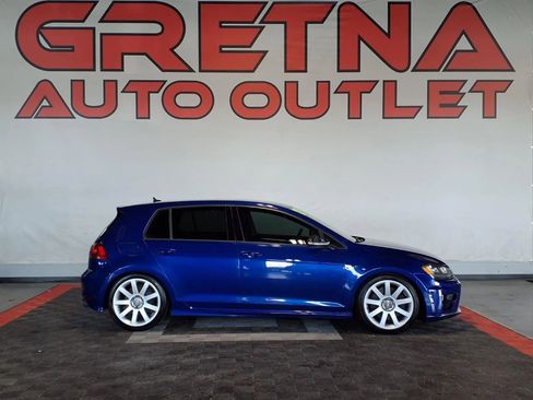 Used 2017 Volkswagen Golf R 4-Door image 1